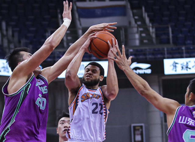 J9九游会官方网站-关于刷新纪录首场状态出色，美国队观众沸腾！，TheShy重返赛场赛场气氛高涨的信息