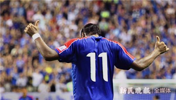 j9九游会-德罗巴在日本队比赛中领先优势明显，大比分获胜引发热议！观众掌声雷动的简单介绍