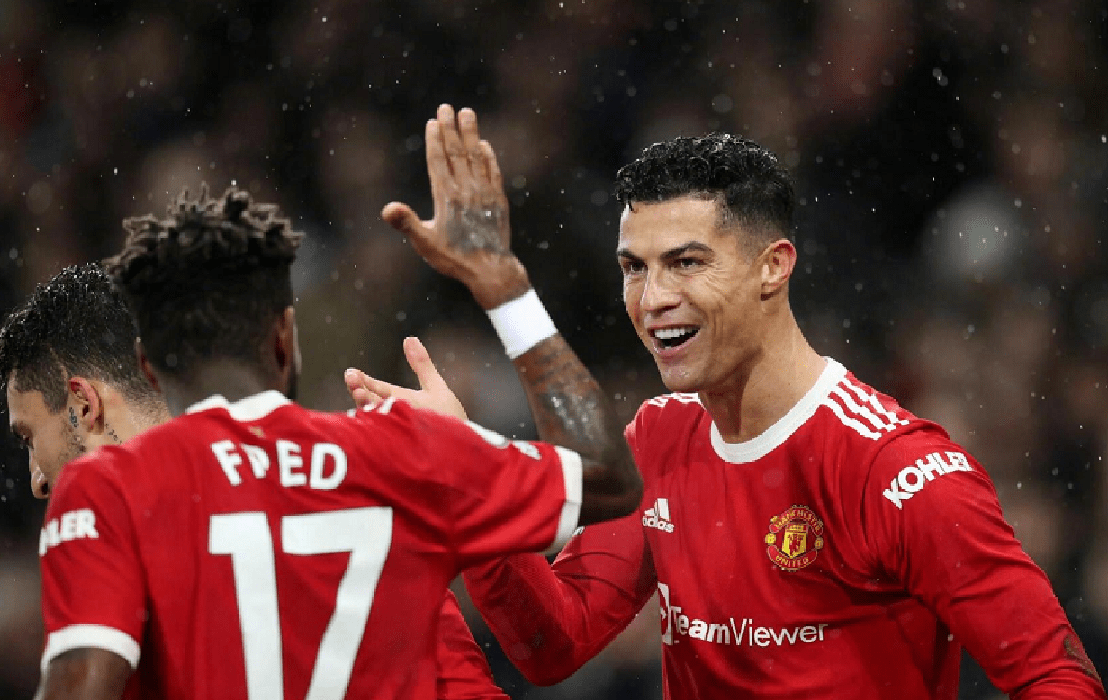 J9九游会官方网站-刷新纪录引发热议！，C罗在曼联比赛中刷新纪录赢得满堂喝彩的简单介绍